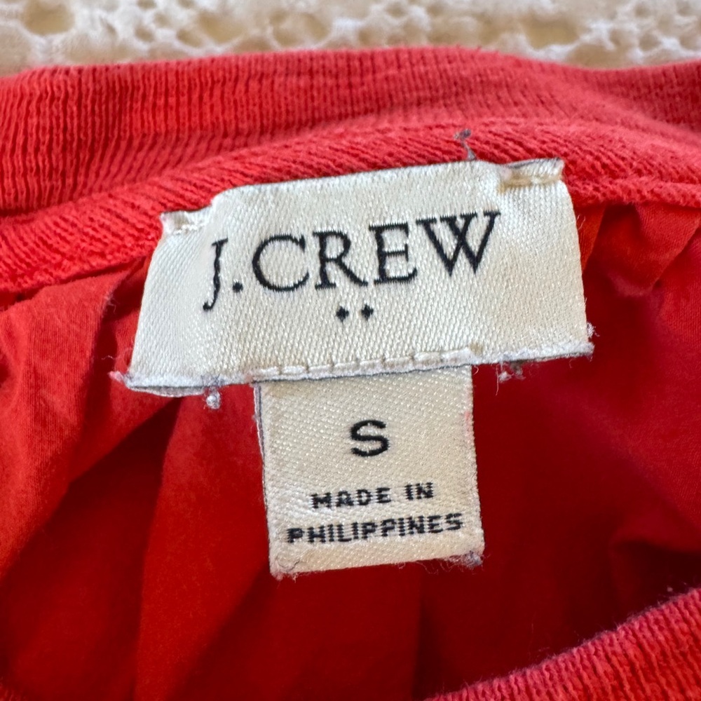 J.Crew Women’s long sleeveShirt with Eyelet Back Scarlet ,Red, Size small - Picture 7 of 7